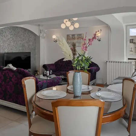 Silk Next To Old Town 아파트 부쿠레슈티