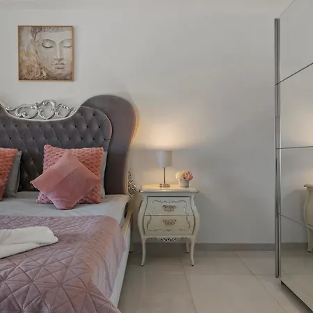 Appartement Silk Next To Old Town