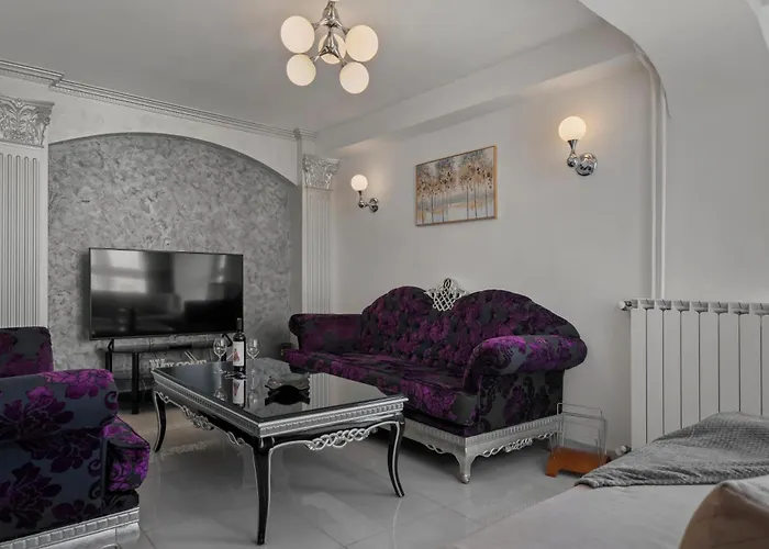 Silk Next To Old Town 아파트 *