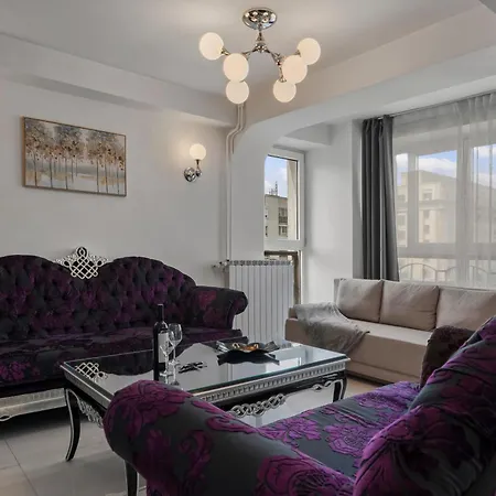 Silk Next To Old Town Апартаменты